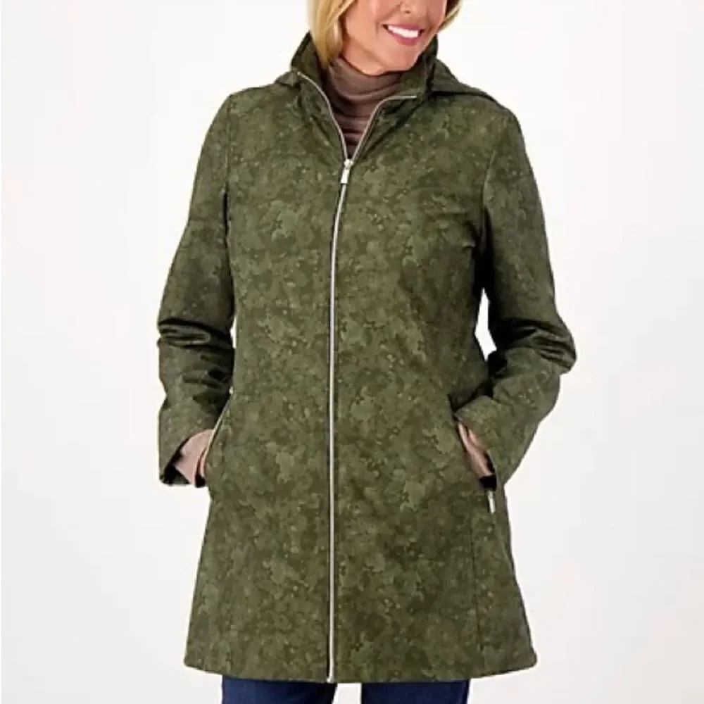 Dennis Basso Detachable Hood Printed V-Luxe Jacket